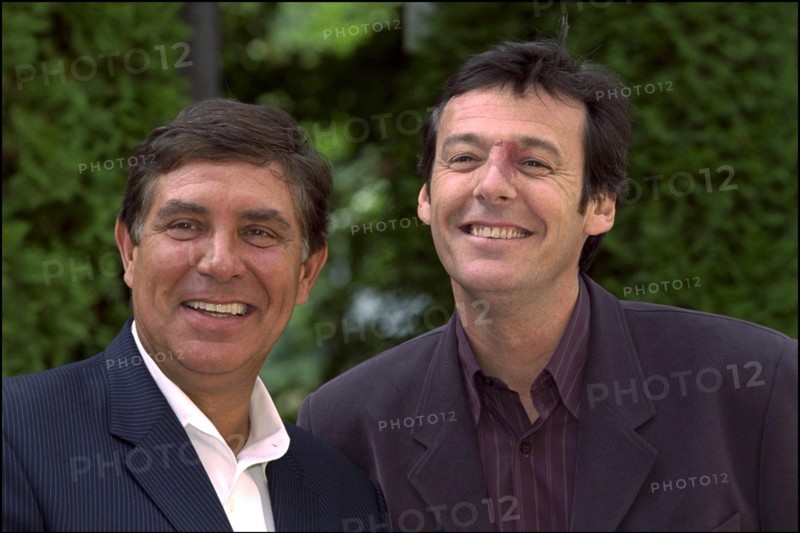 08/00/2001. French TV Channel TF1 present their new schedule for September 2001.