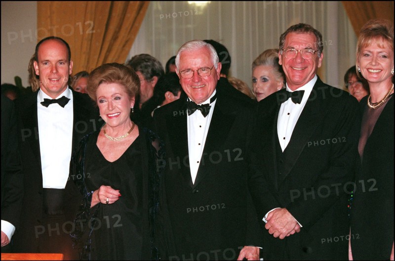 10/06/2001. 1st International screen and litterature forum