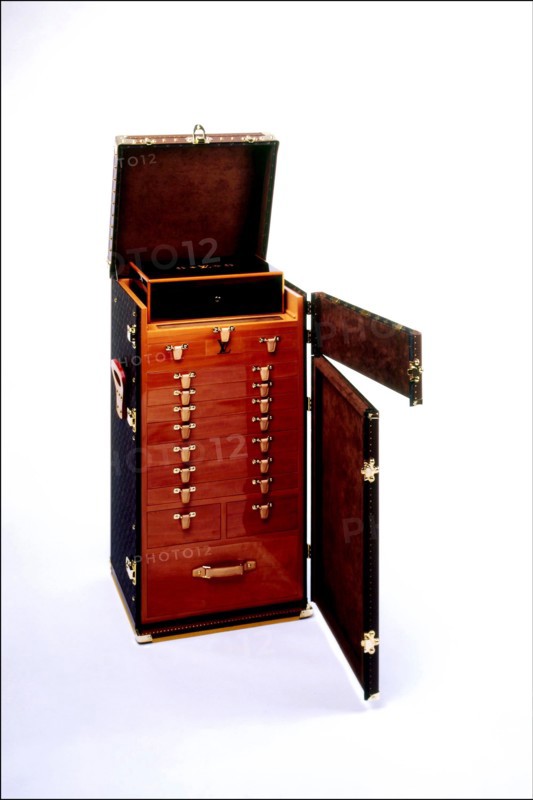 00/00/2001. EXCLUSIVE: Close-up on luxury luggage Patrick Louis Vuitton in his workshop.