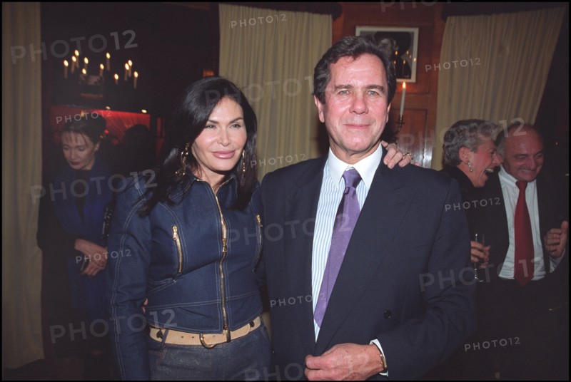 12/04/2001. Philippe Bouvard attends launch party for his latest book at Fouquet's.