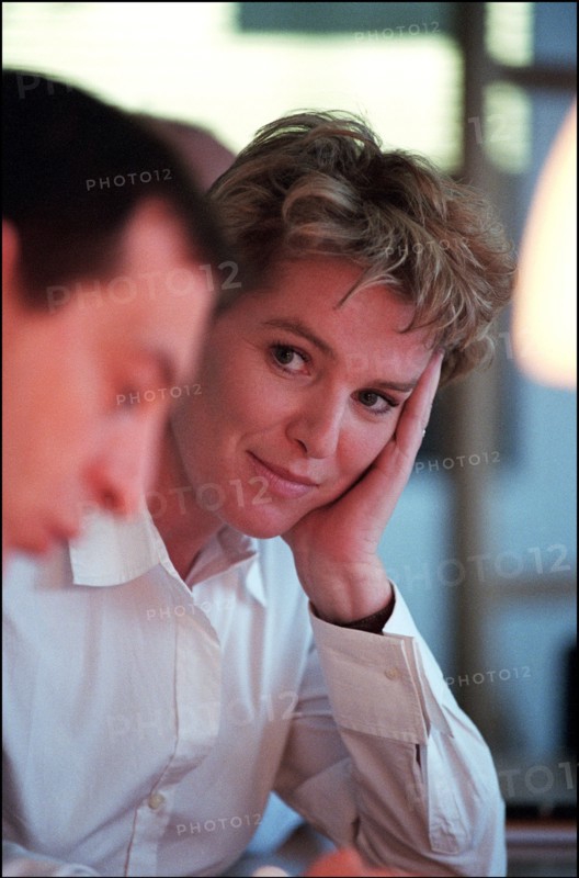 01/00/2002. EXCLUSIVE: Close-up Elise Lucet.