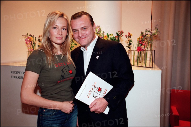 12/20/2001. Model Estelle Lefebure supports "Pour un monde plus juste, mets la pression" (for a fairer world, apply pressure) campaign.
