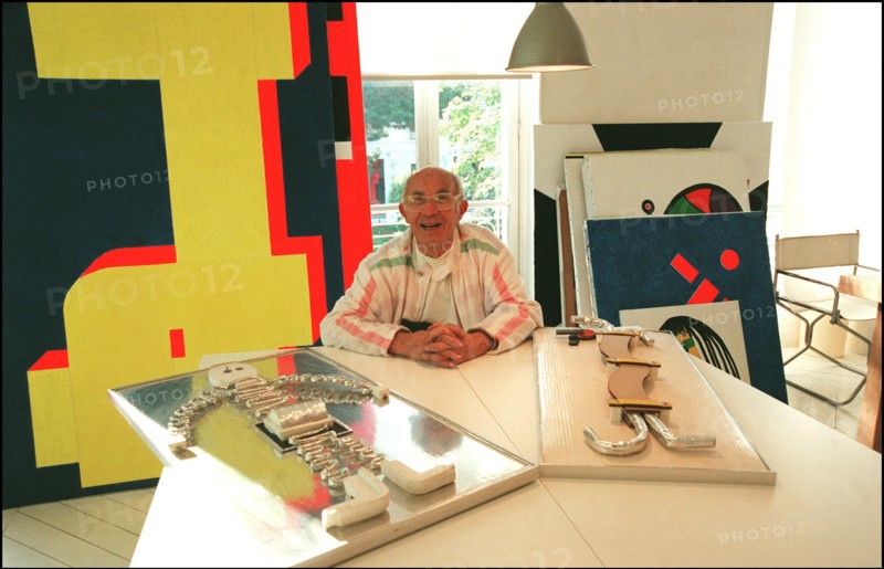 06/00/2000. EXCLUSIVE: Close-up Andre Courreges at home.