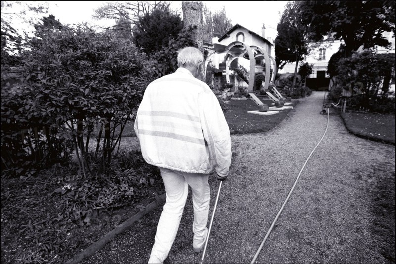06/00/2000. EXCLUSIVE: Close-up Andre Courreges at home.