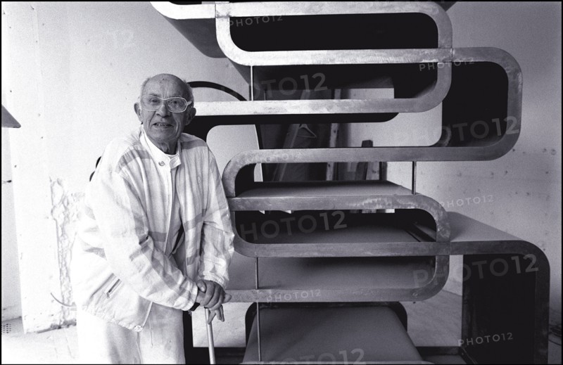 06/00/2000. EXCLUSIVE: Close-up Andre Courreges at home.
