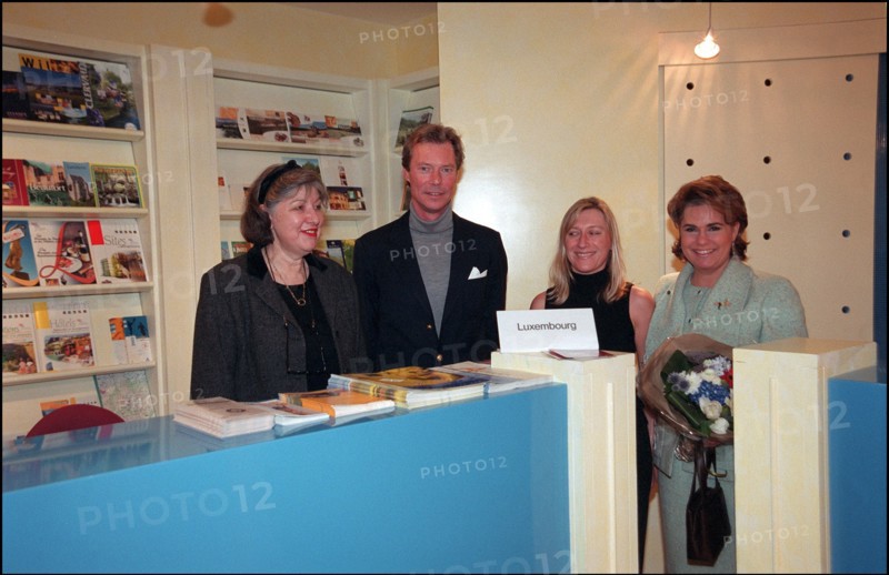 02/00/2002. EXCLUSIVE Grand duke and duchess of Luxembourg, Henri and Maria Theresa, in Paris