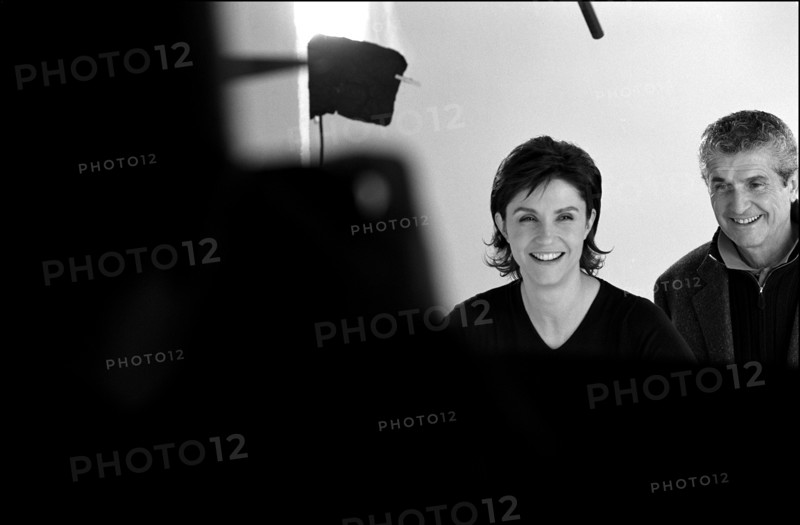 03/00/2002. EXCLUSIVE: Stars mobilize to support the ARC (Association pour la recherche sur le cancer / Association for cancer research) and lend image to nine 35-second TV ads.