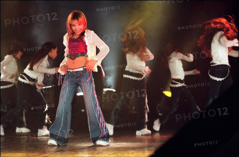 03/00/2002.  Shooting Priscilla's new release on video.