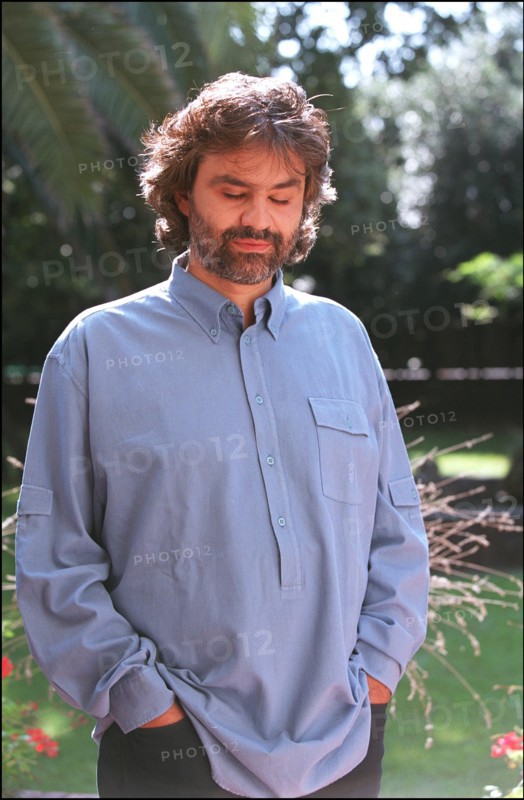 10/08/2001. EXCLUSIVE: Close-up Andrea Bocelli at home.