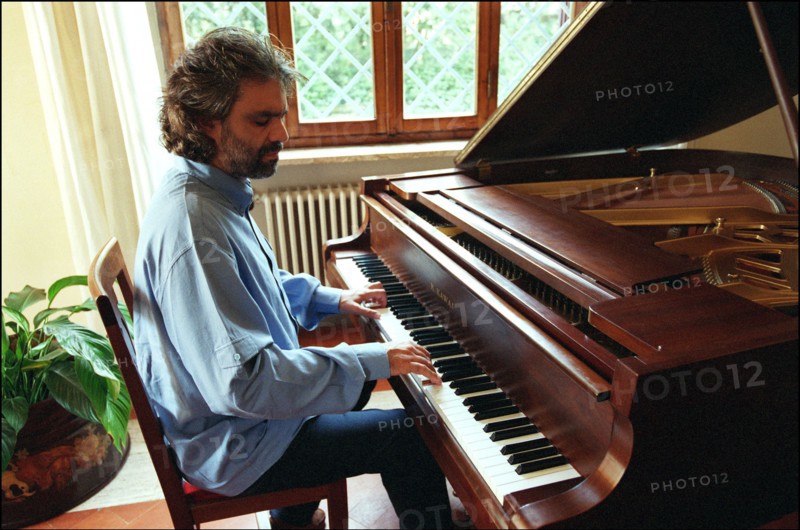 10/08/2001.  Close-up Andrea Bocelli at home.