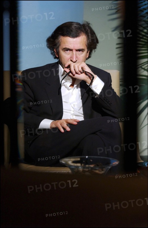 04/25/2002. Portrait of the philosopher Bernard Henri Levy.