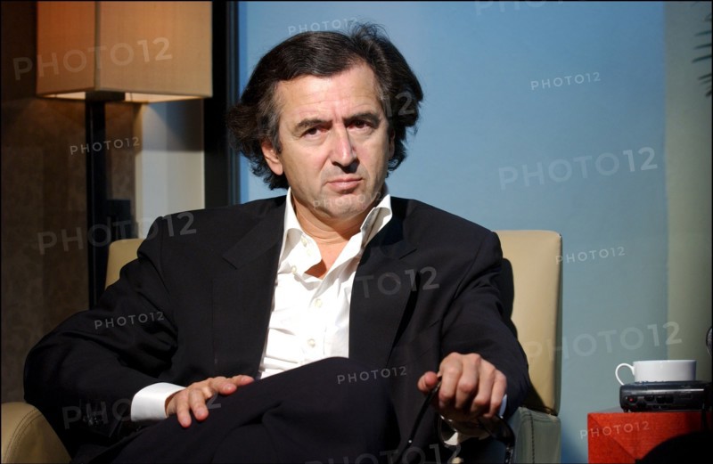 04/25/2002. Portrait of the philosopher Bernard Henri Levy.