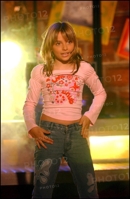 06/00/2002. - singer Priscilla at Disneyland Paris