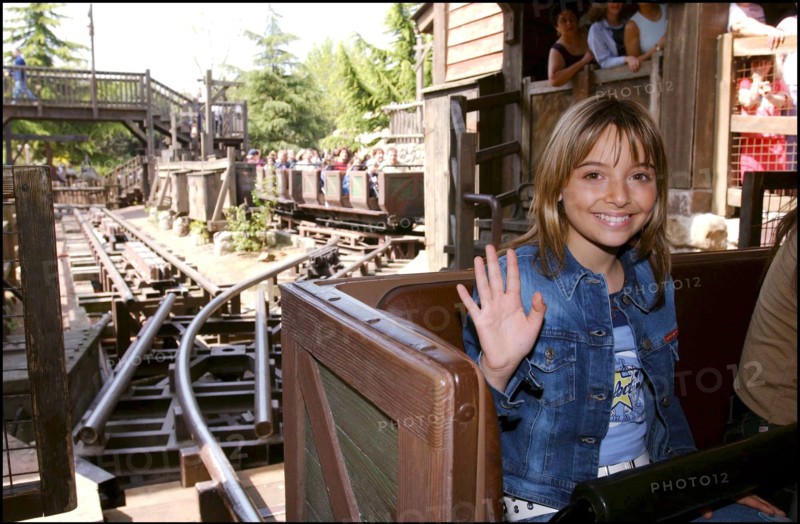 06/00/2002. - singer Priscilla at Disneyland Paris