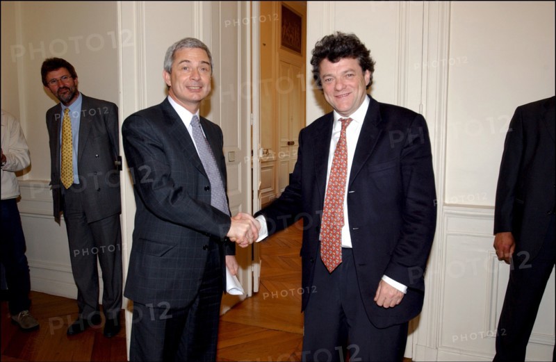 05/07/2002. : Jean-Louis Borloo new minister of Urban affairs.