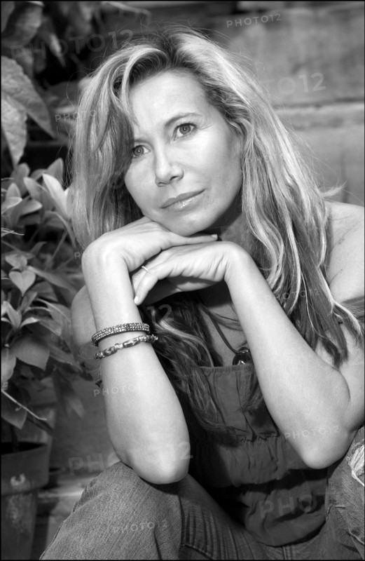 05/10/2002.   Fiona Gelin in play "Cet Infinie Jardin" in Paris.