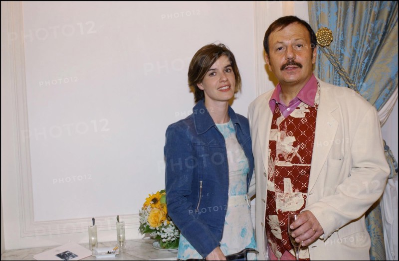 06/27/2002. Michele Mercier presents her book with Henry Jean Servat at the Plaza Athenee.