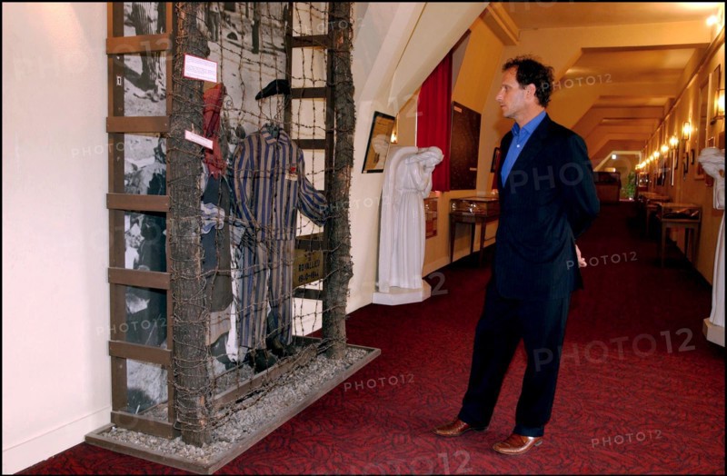 07/01/2002. Actor Charles Berling, stars as Jean Moulin in a tv series, visits Museum of Deportation.