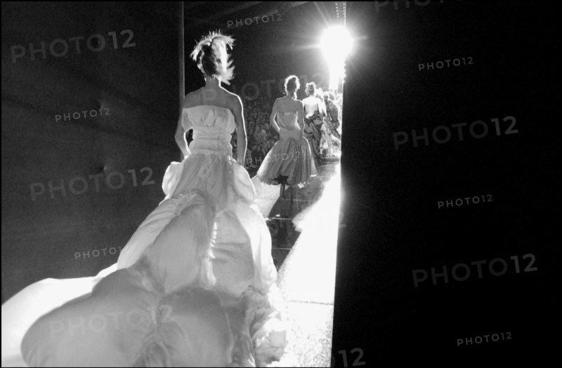 07/09/2002. Fall-winter 2002-03 Haute-Couture collections: the backstage of Christian Dior's fashion show