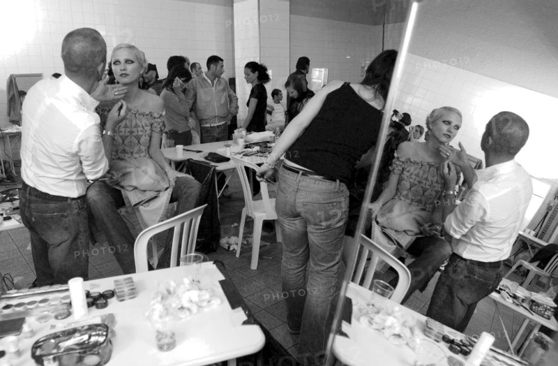 07/11/2002. Fall winter 2002-03 Haute Couture collections. The backstage of Jean-Louis Scherrer's fashion show
