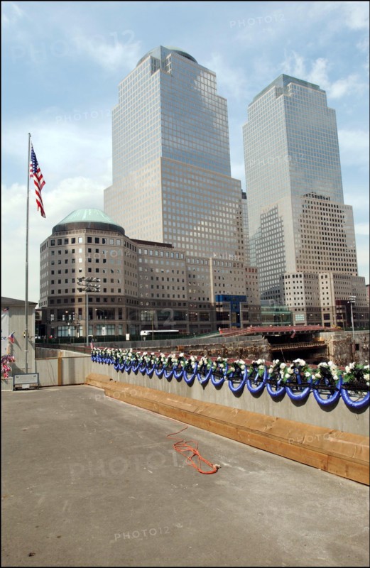 09/00/2002. Ground Zero, one year after...
