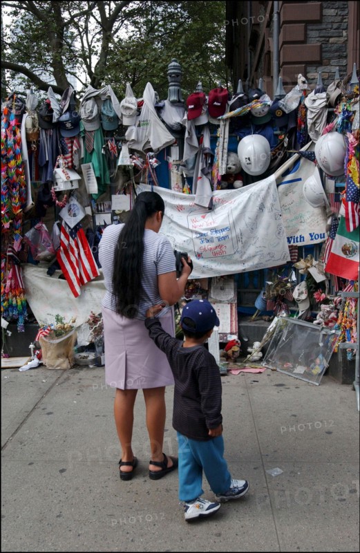 09/00/2002. Ground Zero, one year after...