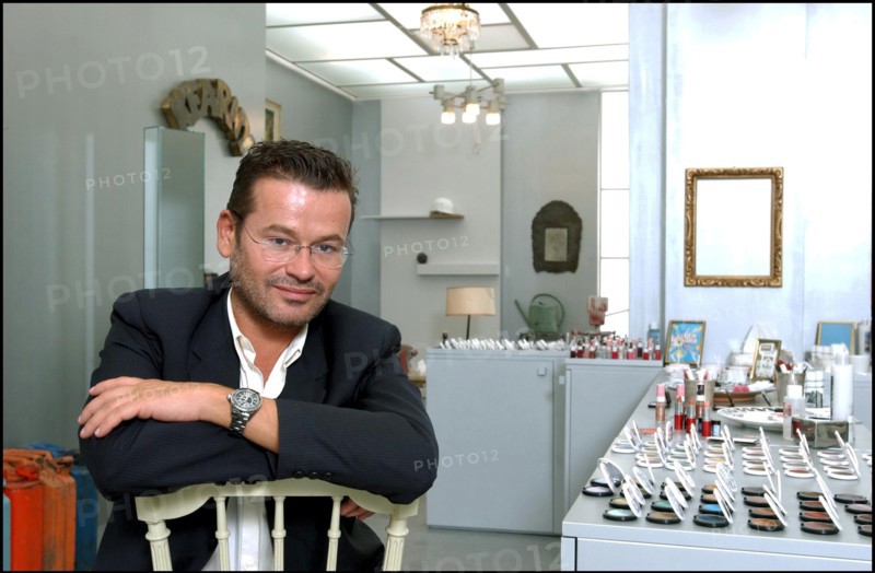 09/00/2002.  Stephane Marais, make-up artist.