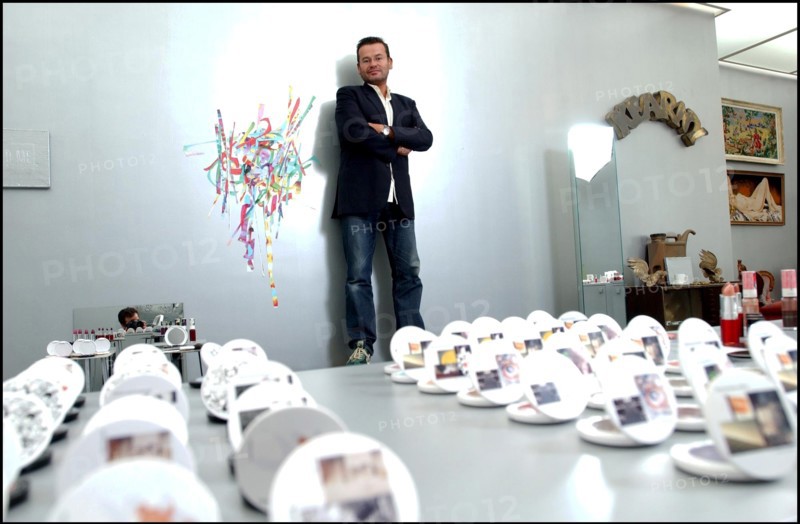 09/00/2002. EXCLUSIVE: Stephane Marais, make-up artist.