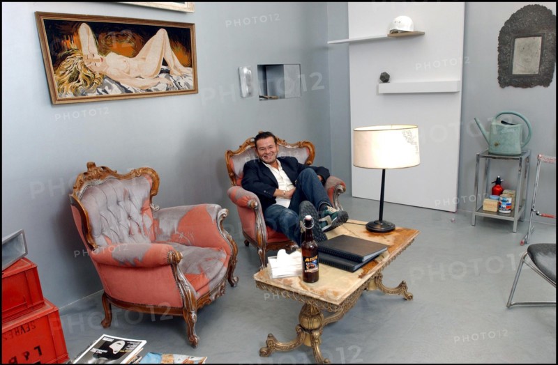 09/00/2002.  Stephane Marais, make-up artist.