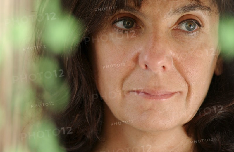 09/29/2002. Close up artist, Sophie Calle.