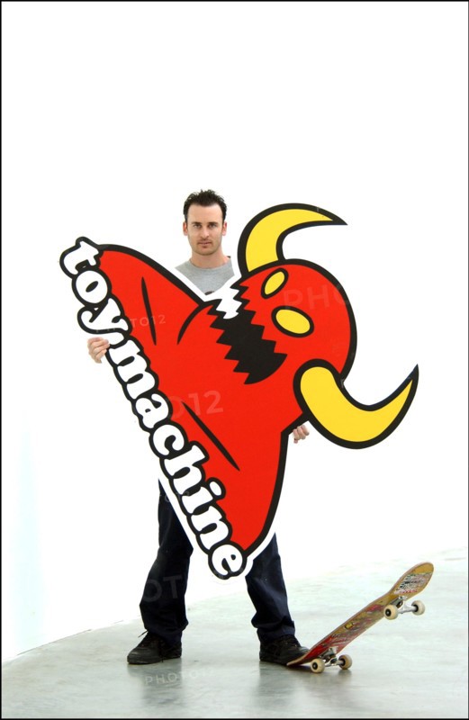 10/01/2002. Exclusive: Ed Templeton, American skater in Paris.