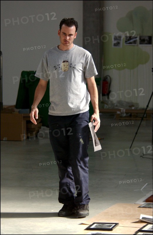 10/01/2002. Exclusive: Ed Templeton, American skater in Paris.