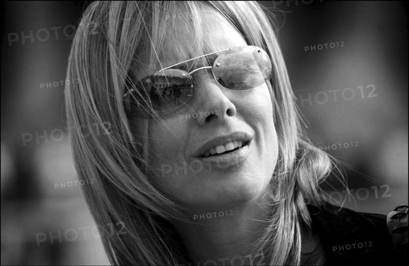 10/00/2002. Close up Rosanna Arquette in Paris.