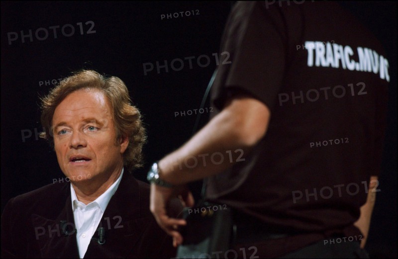 10/22/2002. Guillaume Durand's Trafic.Musique TV show.
