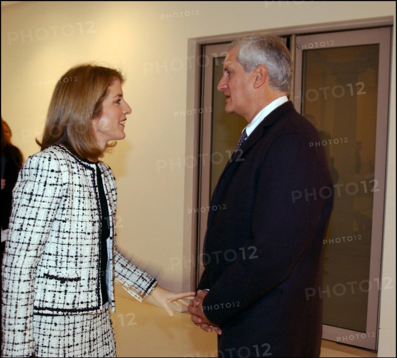 11/18/2002. Caroline Kennedy inaugurates the exhibition "Jackie Kennedy, les annees Maison Blanche" in Paris