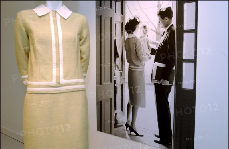11/18/2002. Caroline Kennedy inaugurates the exhibition "Jackie Kennedy, les annees Maison Blanche" in Paris