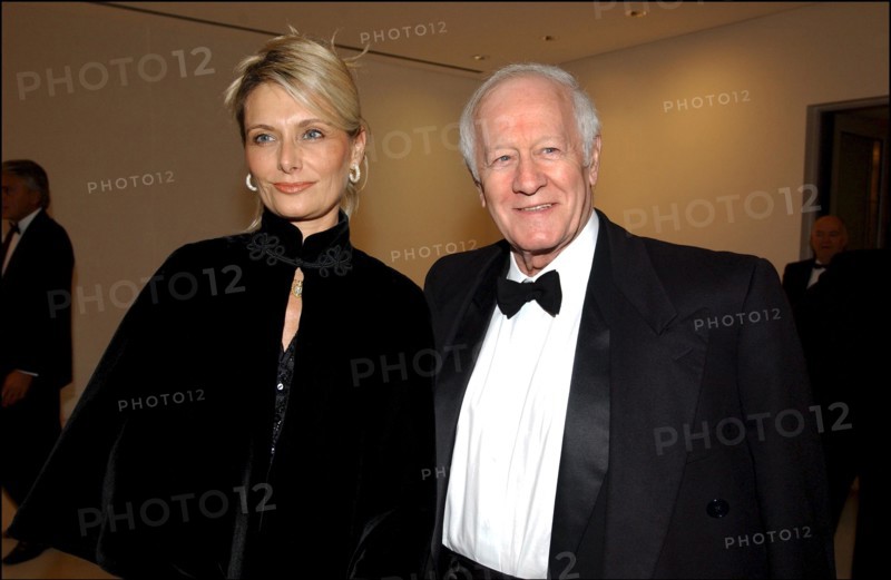 11/18/2002. Caroline Kennedy inaugurates the exhibition "Jackie Kennedy, les annees Maison Blanche" in Paris (30).