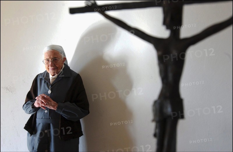11/00/2002. EXCLUSIVE: Sister Emmanuelle in her retirment home in Var.