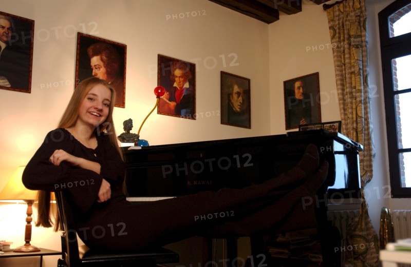 01/14/2003.  14-year Pianist wunderkind Lise de la Salle EXCLUSIVE