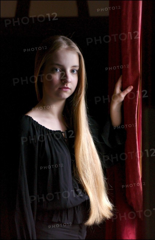 01/14/2003.  14-year Pianist wunderkind Lise de la Salle EXCLUSIVE