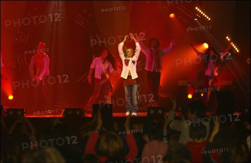 01/25/2003. Priscilla: a star is born