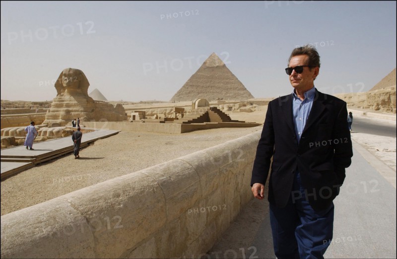 01/28/2003. On the track of Bonaparte's lost soldiers in Egypte : new insights by Dominique Beaudis.