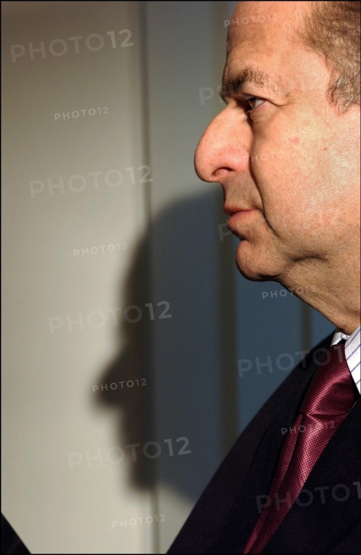 02/00/2003.  Close-up Paul-Loup Sulitzer.