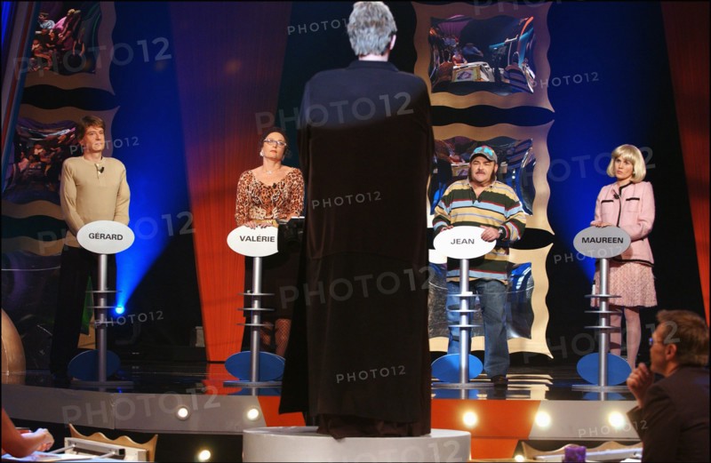 03/00/2003. - Tv show "On a tout essaye meme le prime"