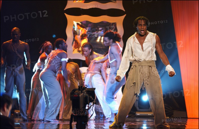 03/00/2003. Tv show "On a tout essaye meme le prime"