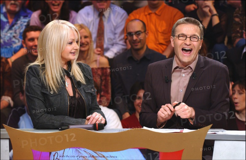 03/00/2003. - Tv show "On a tout essaye meme le prime"