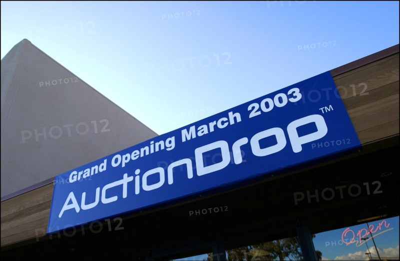 03/04/2003. AuctionDrop, the first outlet for eBay auctions.