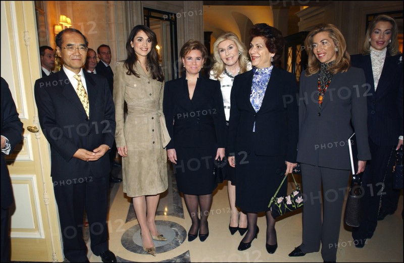03/10/2003. Queen Rania of Jordan and Grand Duchess Maria Teresa of Luxembourg visit the UNESCO in Paris