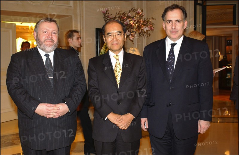 03/10/2003. Queen Rania of Jordan and Grand Duchess Maria Teresa of Luxembourg visit the UNESCO in Paris