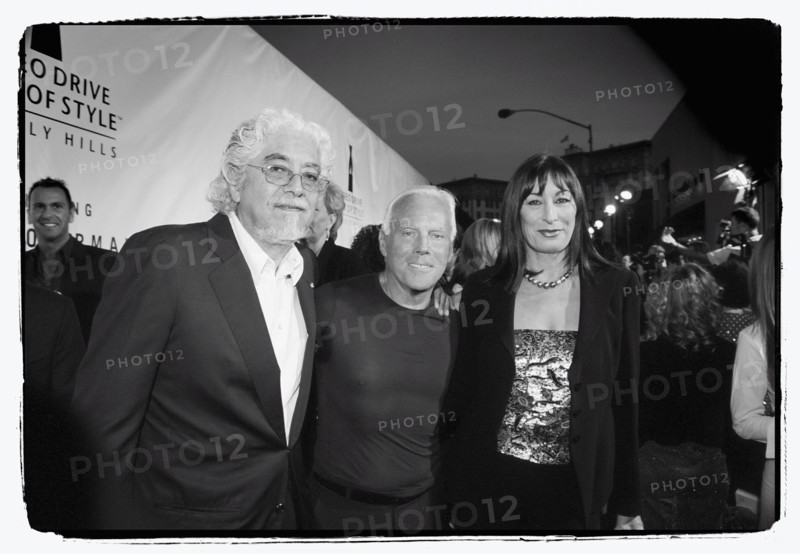 09/00/2003.  Giorgio Armani receives first the "Rodeo Drive Walk of Style" prize